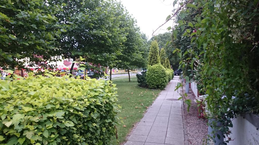 Apartament z Ogrodem Zielone Tarasy Kołobrzeg Zewnętrze zdjęcie